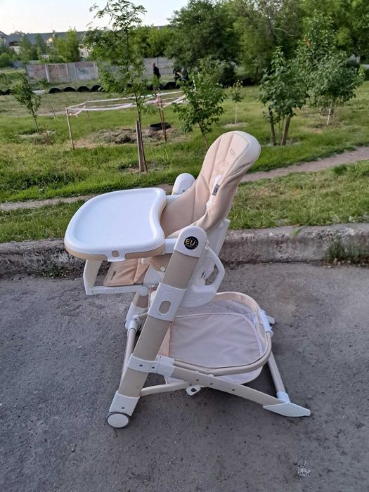 Стілець для годування