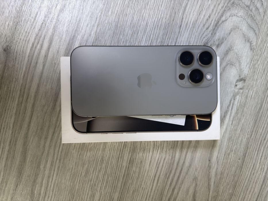 Estado impecável, sem riscos, usado com capa desde o primeiro dia!