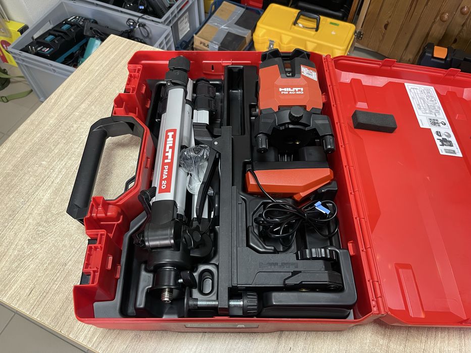 Hilti PM 40-MG / мультилінійний лазерний рівень Хілті