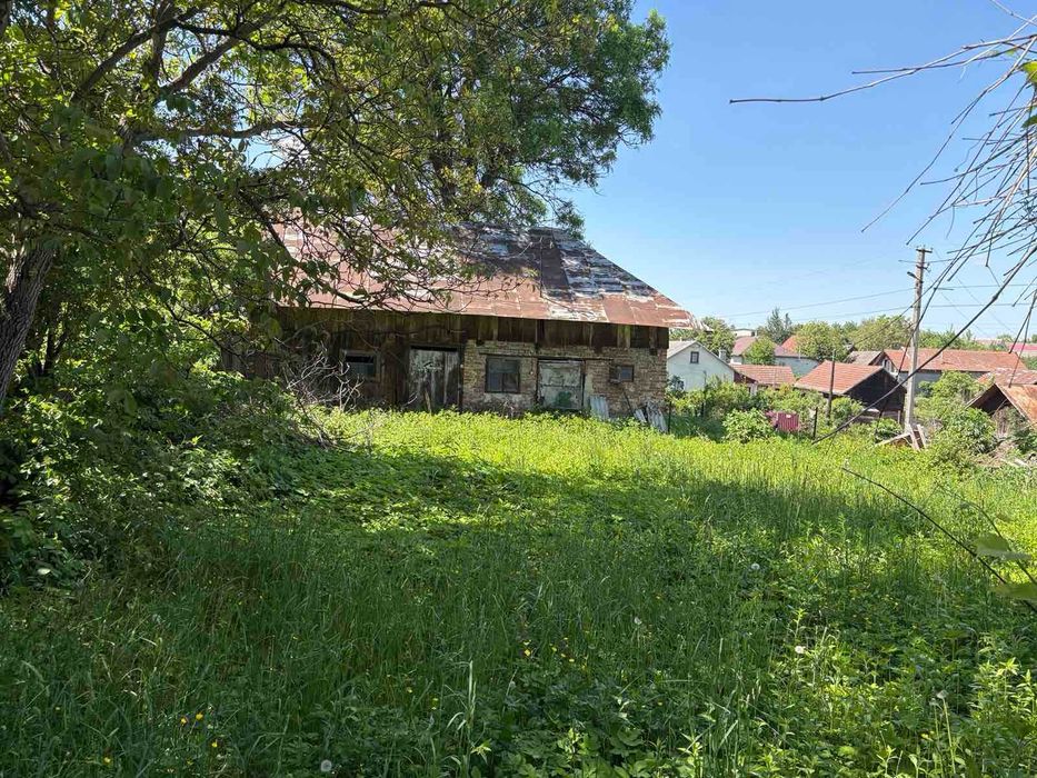 Продаж будинку с. Кізлів Львівська область -35 км від Львова, 5 хв їзди до м.Буськ (10 000$.).