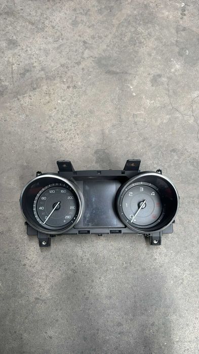 Quadrante jaguar XE 2.0