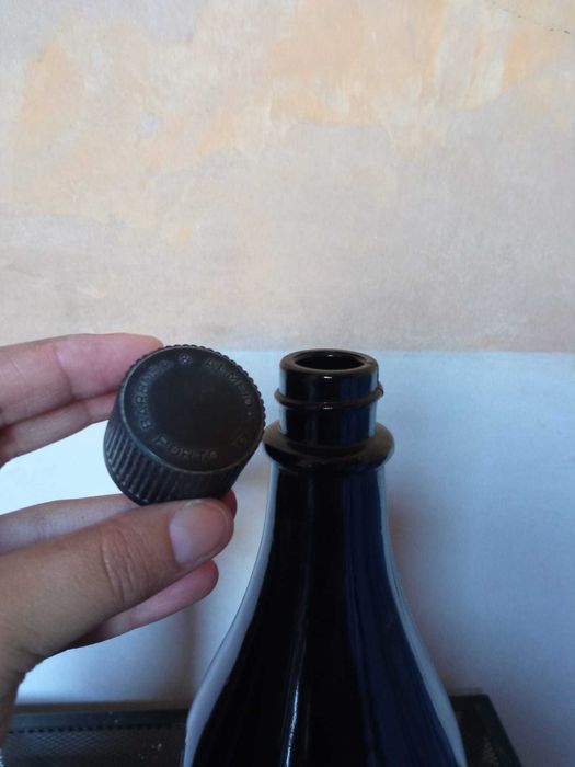 Garrafas com tampas vedantes
