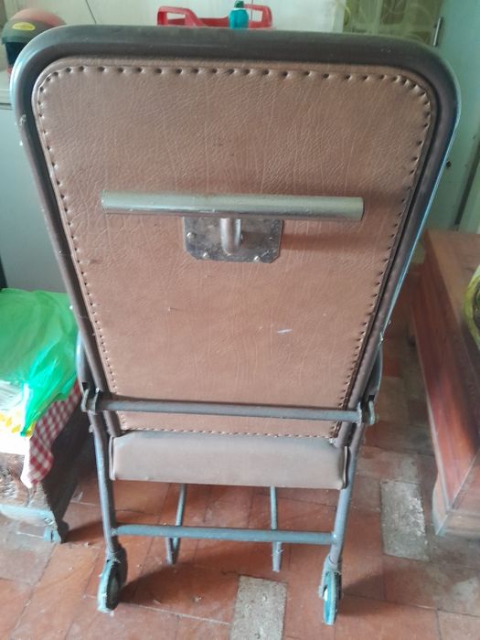 Cadeira de rodas poltrona em bom estado