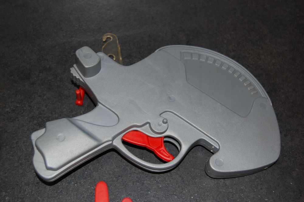 Wyrzutnia, pistol boomerang - 1980 r - gra