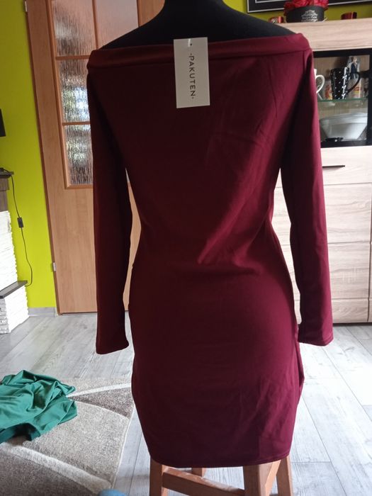 Krótka sukienka burgund