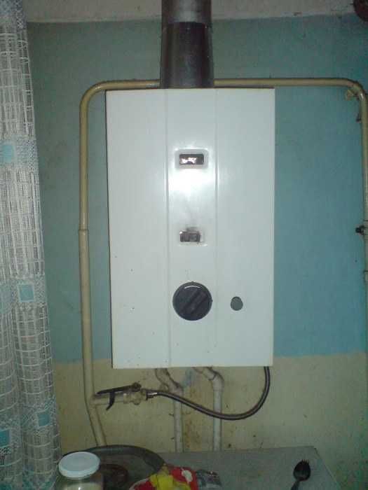 Газовая колонка ВПГ-232-в1 с установкой (Киев)