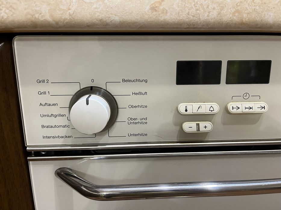 Духову шафу Miele Classic, духовку під забудову