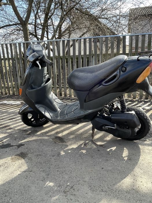 Продам скутер Suzuki Let’s 1