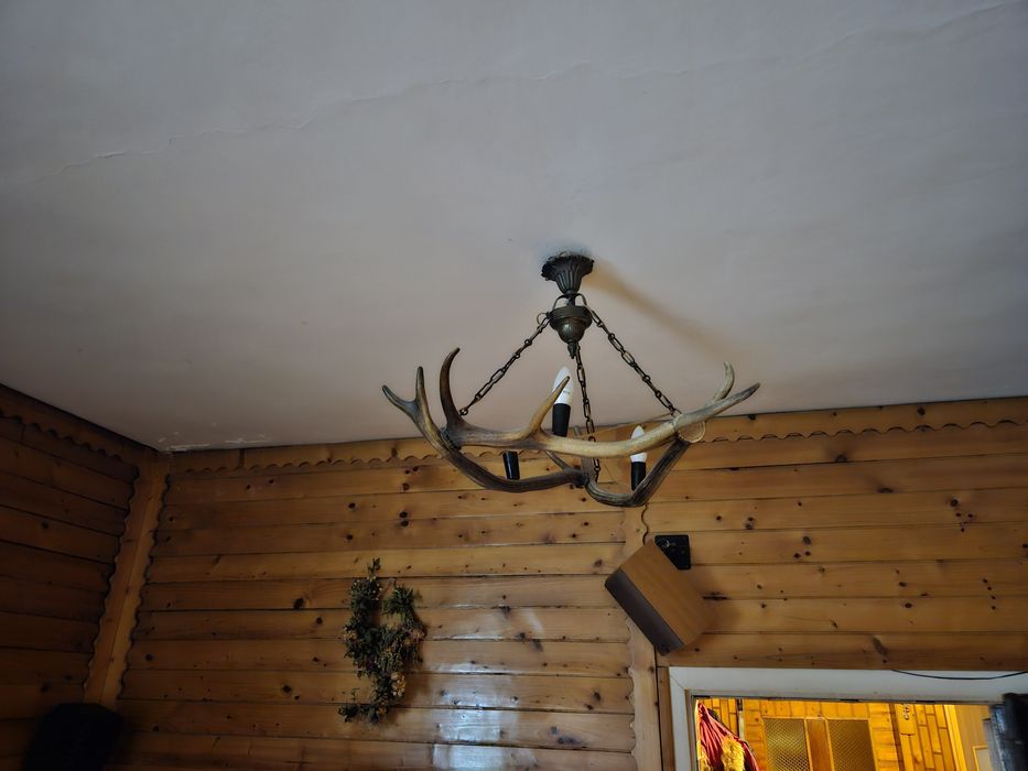 Lampa, żyrandol z poroża