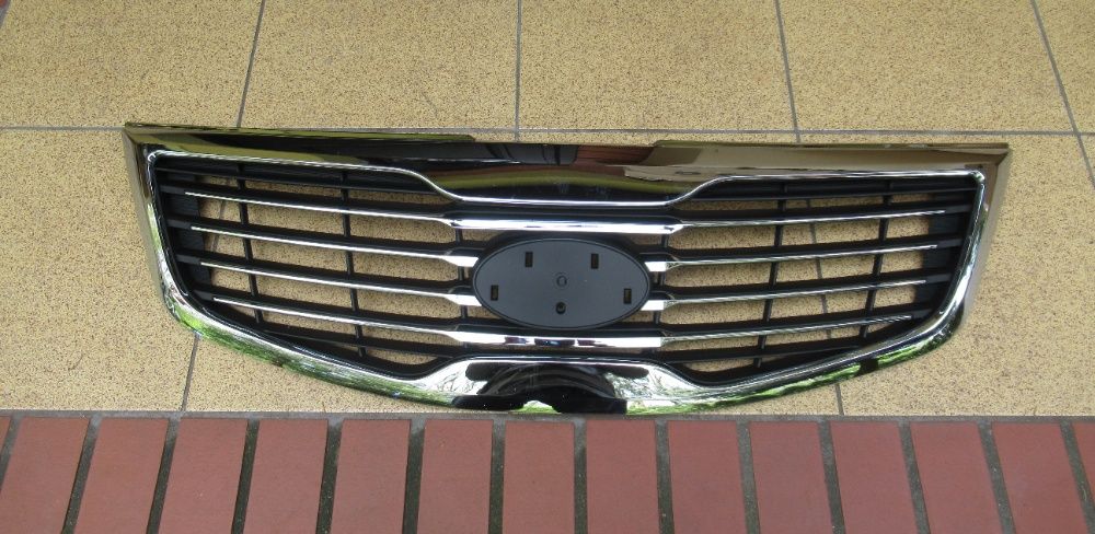 KIA SPORTAGE 2010 - maska pokrywa silnika nowa idealna
