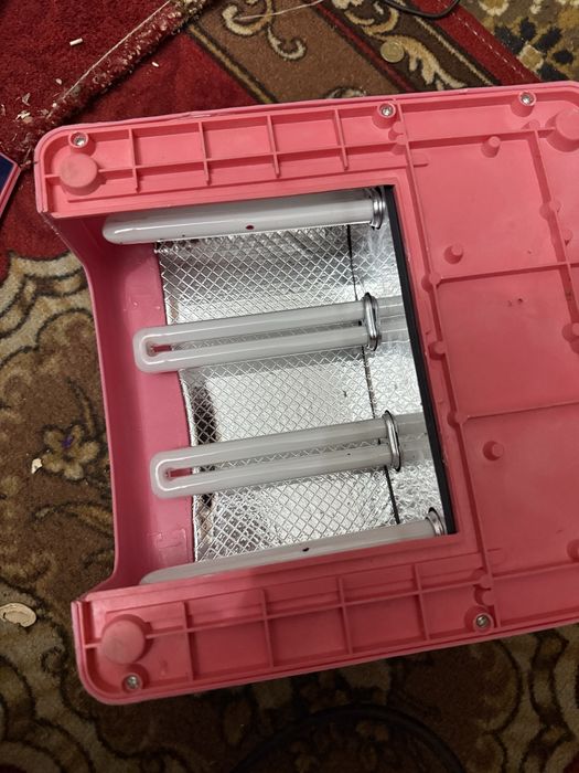 Лампа для манікюру