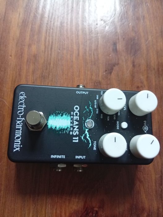 Electro-Harmonix Oceans 11
