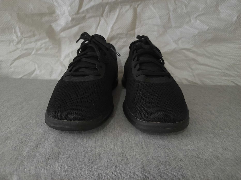 Женские кроссовки Skechers 39