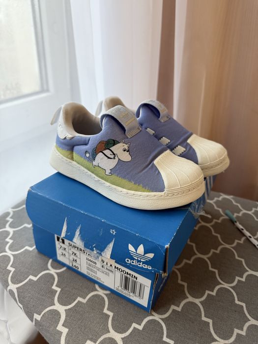 Дитячі кросівки adidas