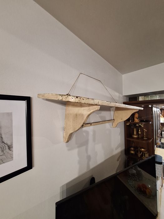 Stara, vintage ręcznie wykonana półka o wymiarach 101 cm na 24 cm. Wys