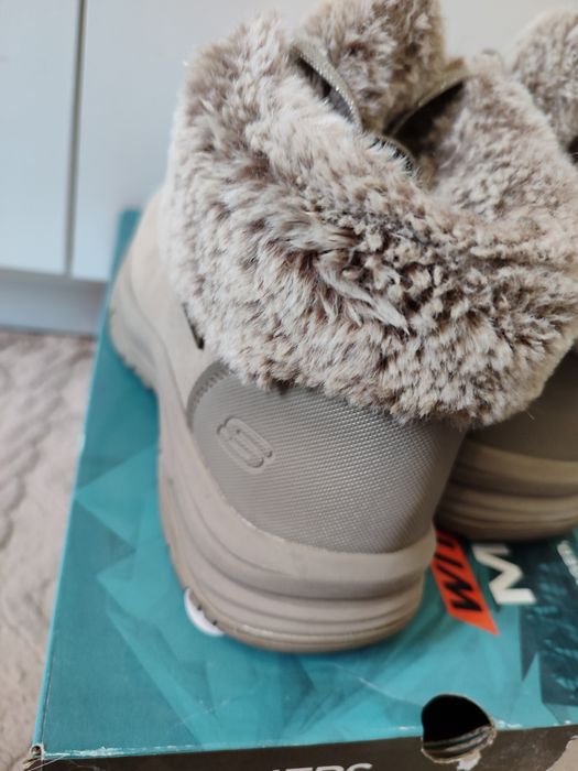 Продам зимние ботинки