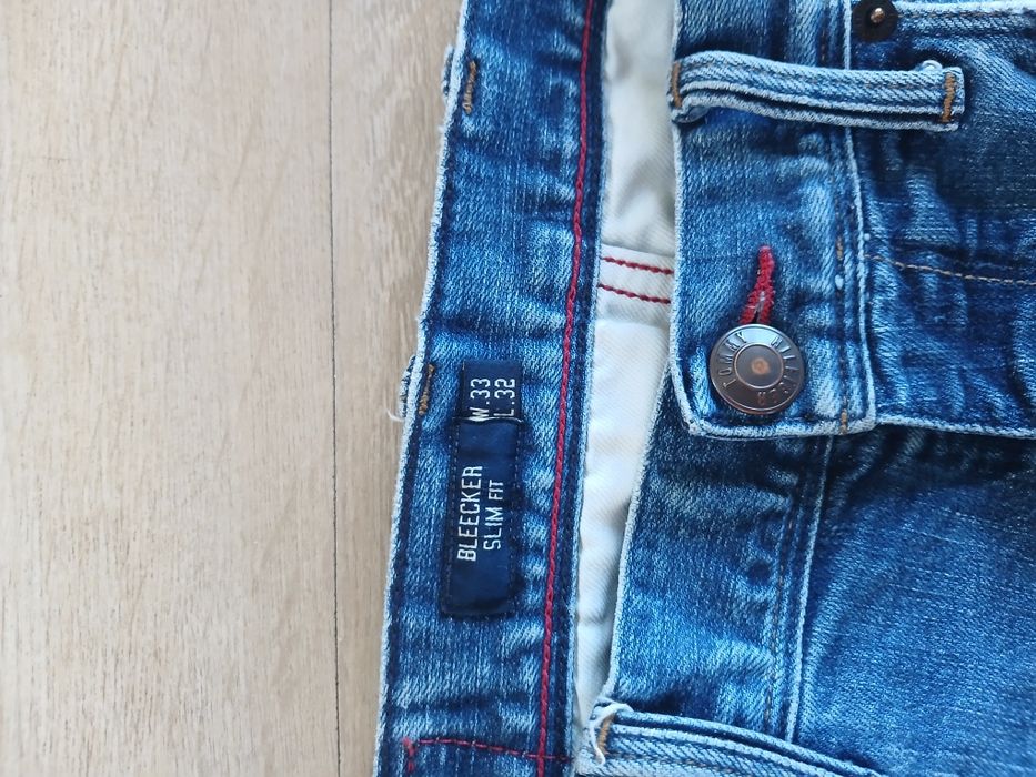 Hilfiger damski pas do 80