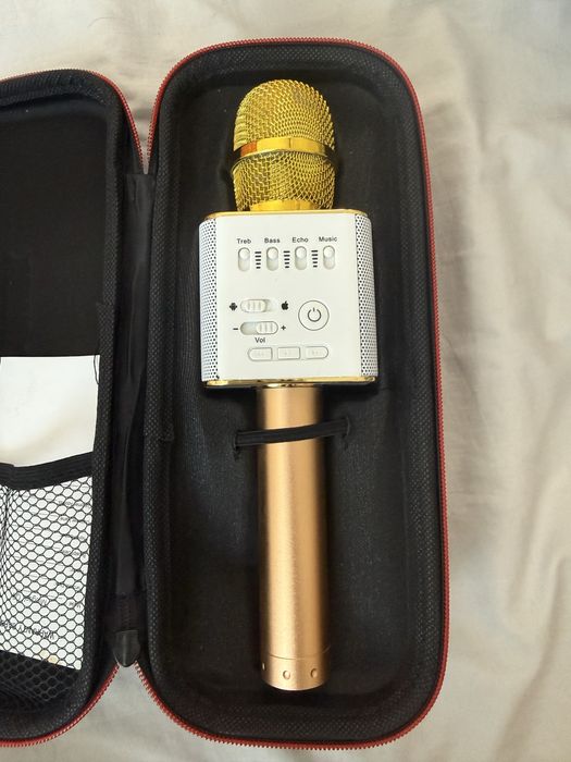 Бездротовий караоке-мікрофон Q9 (Bluetooth) у відмінному стані
