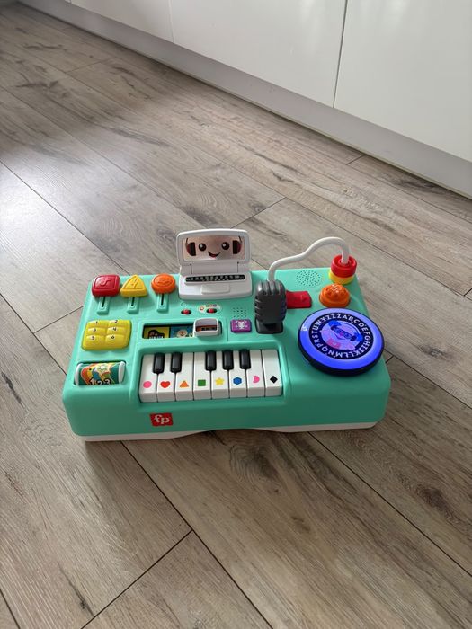 Fisher-Price Muzyczny Stolik DJ-a HRB65