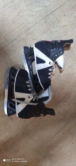 Коньки (Ковзани) 38 р.