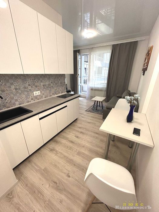 Продам без комиссии 1 ком. квартиру в  ЖК Атмосфера!