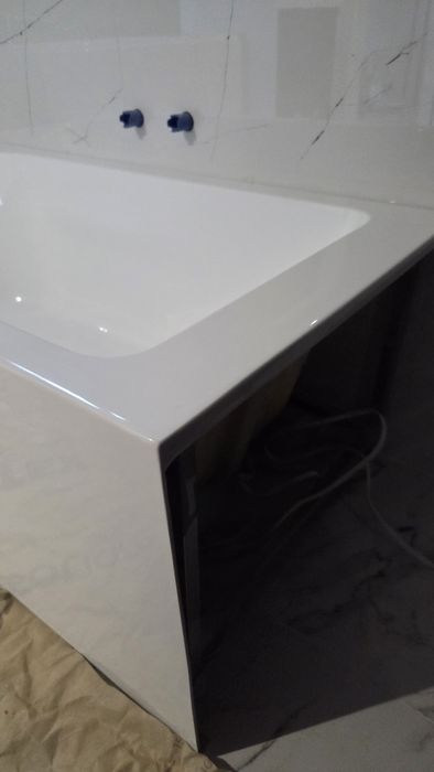 Wanna wolnostojąca prawa upsala