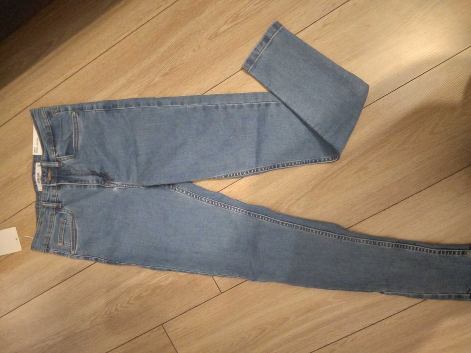 Jeansy diverse 36