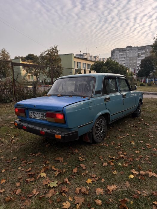 Продам Ваз 2107 Бензин