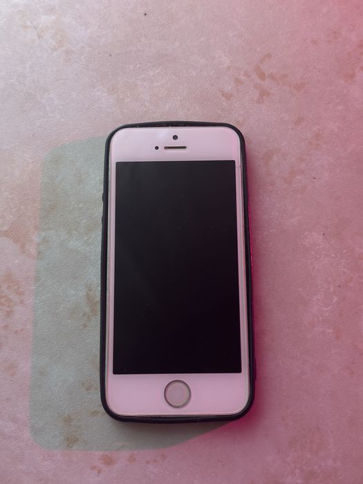 Iphone 5 на запчастини