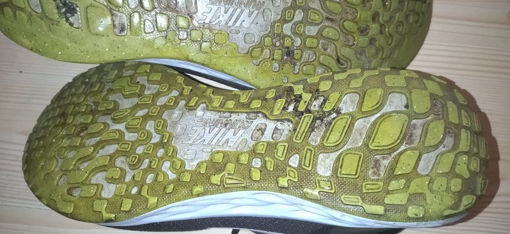 Sneakersy Nike Revolution 6