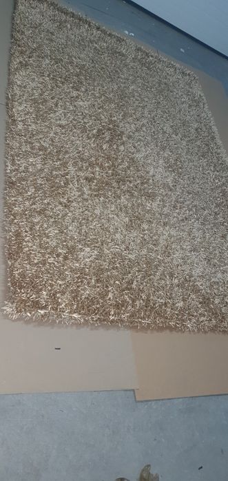 Carpete Castanho/ Creme