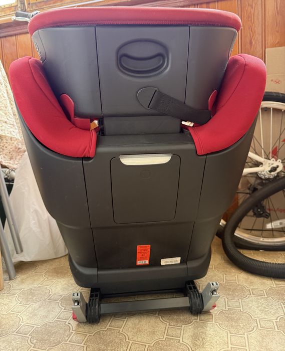 Автокресло Britax-Romer Kidfix XP Black Series Flame Red, автокрісло