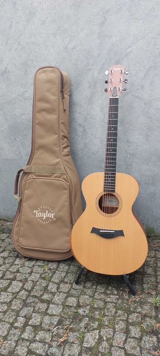 Taylor Academy 12 Gitara akustyczna nie Martin lub  Furch