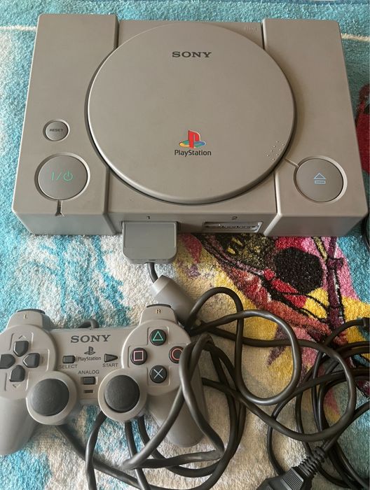 Playstation 1 a com cartao de memoria