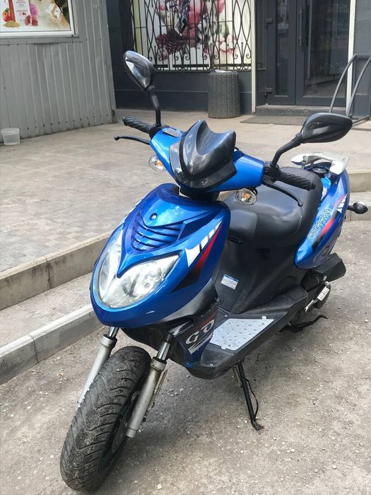 Скутер 80 кубов /2