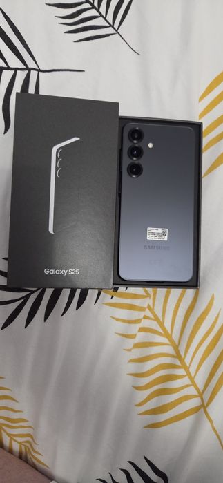 Samsung galaxy s25 256gb za gotówkę jak nowy