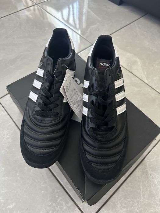 Chuteiras adidas Mundial Team