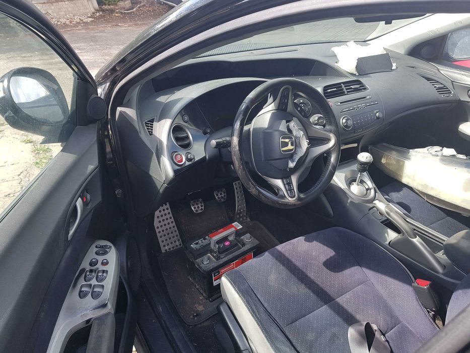 Honda Civic VIII / 2.2 CDTi 140km / 2006r. / na części