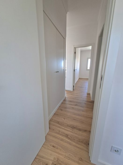 Apartamento Azambuja com 70 m²  a estrear.