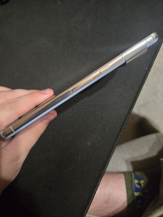 Pixel 8 pro 128 gb синій колір