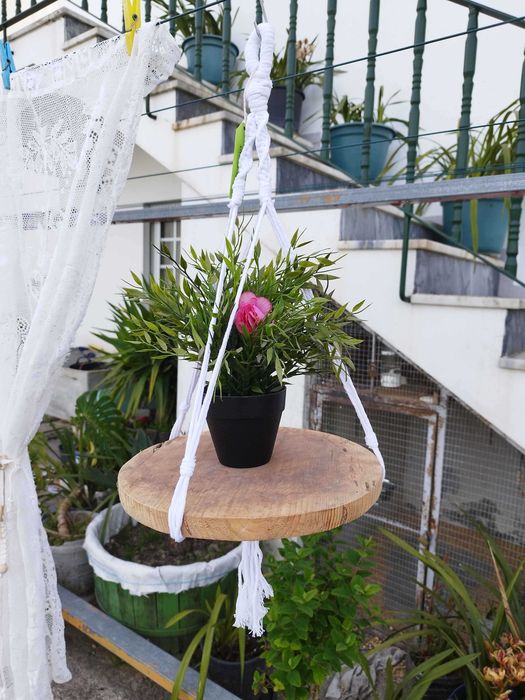 Suporte para Plantas em Macramé