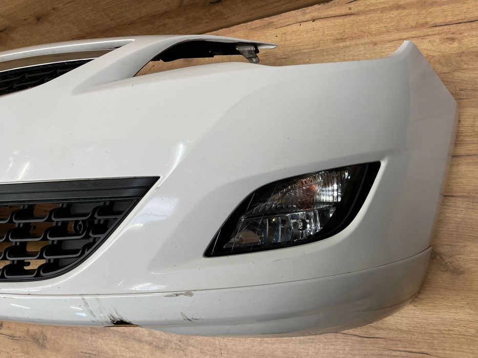 Zderzak przedni Opel Astra 4