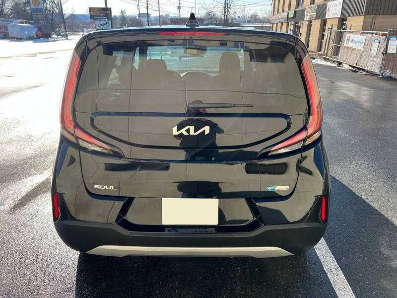 2023 Kia Soul 2.0