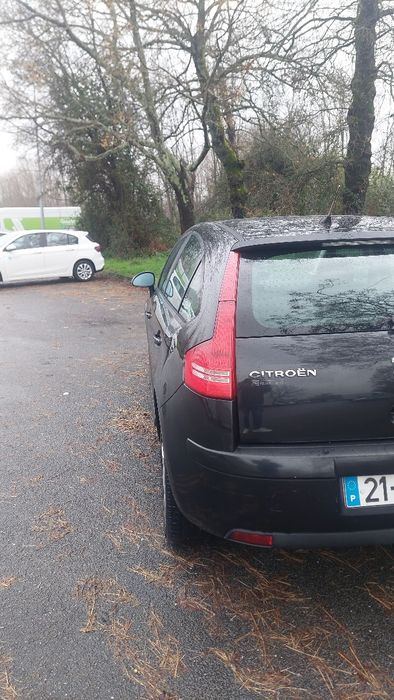 Citroën C4 1.6HDI motor PSA para desocupar!! 2250€