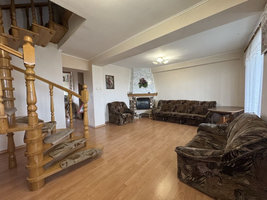 Продаж 4-кімнатноі квартири по вул.Грабянки