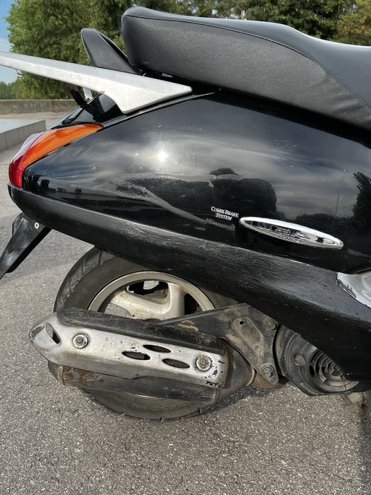 Продам Хонда LEAD100