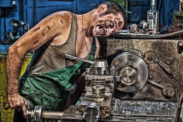 Виконую токарно зварювальну роботу в міру можливості!