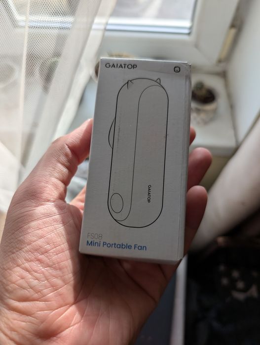 Портативний ручний вентилятор