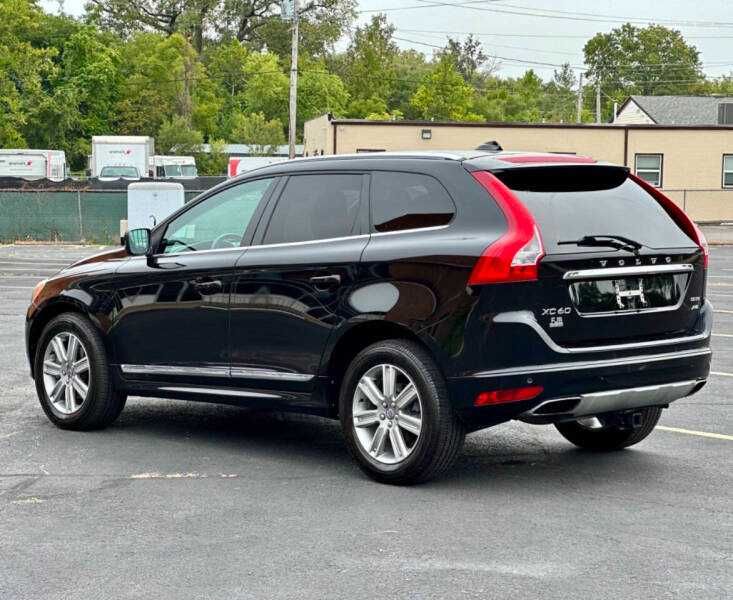 2016  Volvo  XC60