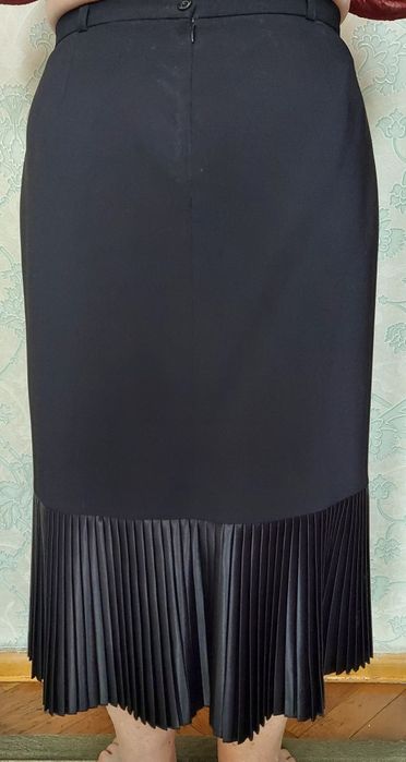 Спідниця нарядна 52-54 р